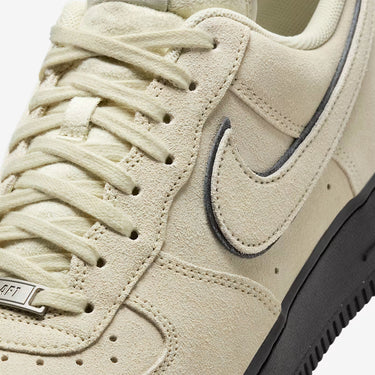TENIS NIKE AIR FORCE 1 LOW LV8 NKGRY01324