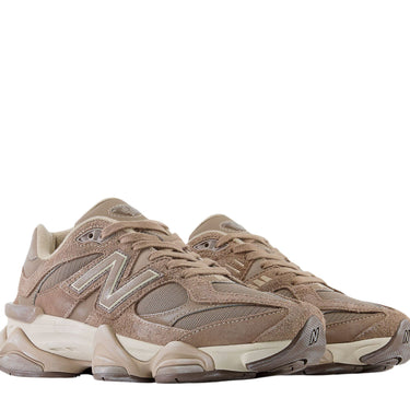 TENIS NEW BALANCE 9060 MUSHROOM TIMBERWOLF NBBRN01061