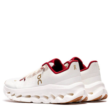 TENIS ON RUNNING CLOUIDTILT PERLA MARFIL ONWHT01058
