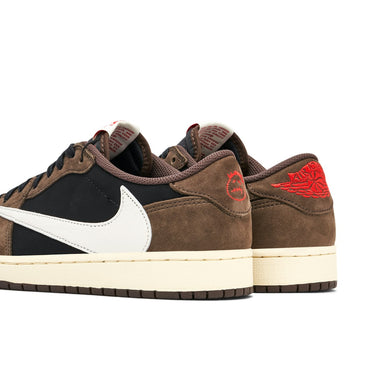 TENIS AIR JORDAN 1 LOW X TRAVIS SCOTT CACTUS JACK JDNBRN00180