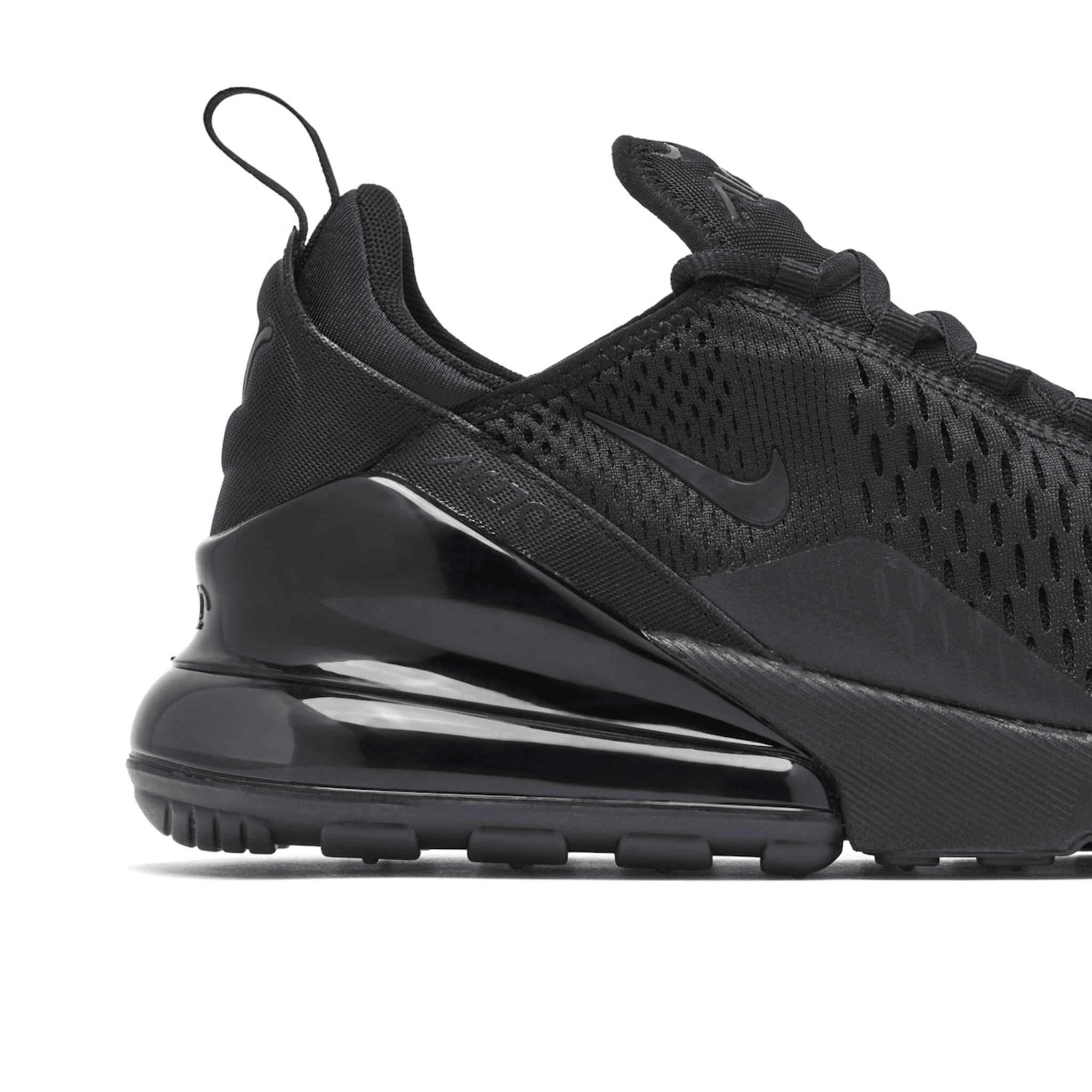 TENIS NIKE AIR MAX 270 TRIPLE BLACK NKBLK00024